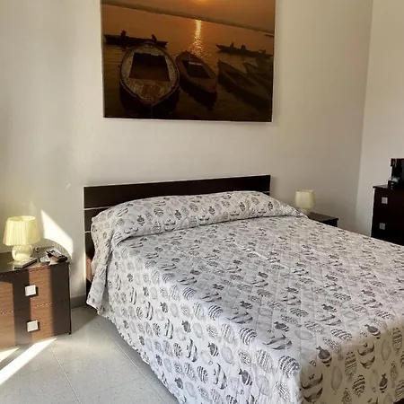 Nonna Ita Konukevi Santa Teresa Gallura